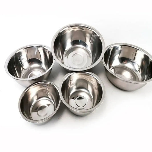 Ensemble de bols inox de differentes capacites